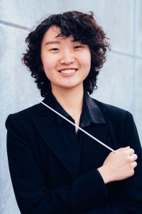 Esther Oh violinist and conductor