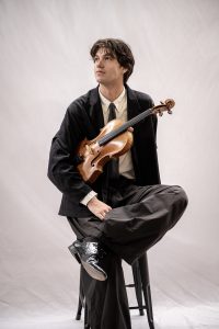 Tal Amoore Violist